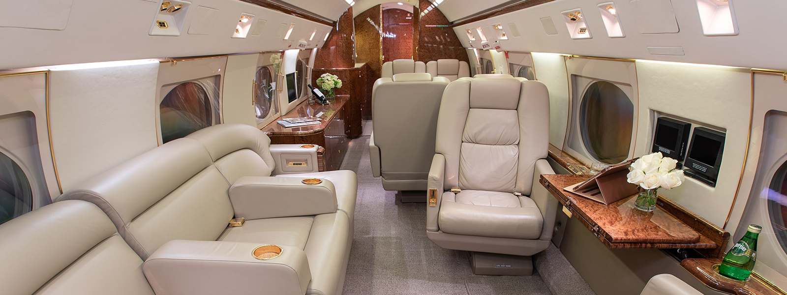 jet aziendale Gulfstream G400